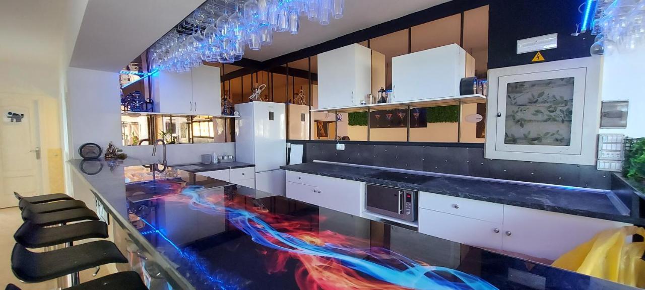 First Line Of The Ocean, 3 Bedrooms & Free Wifi Плая-де-лас-Америкас Экстерьер фото